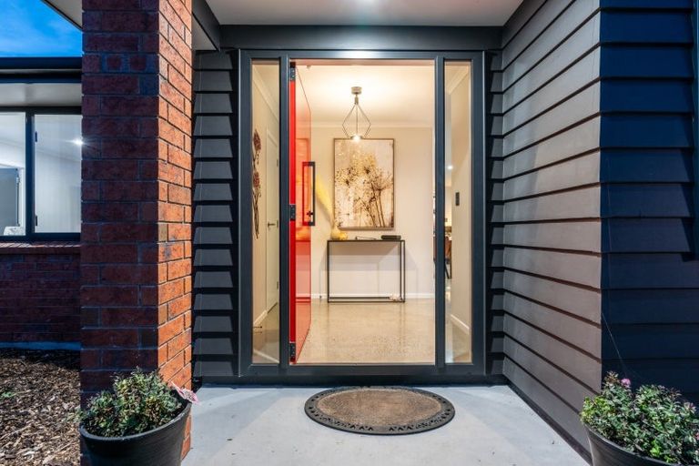 Photo of property in 43 Seachange Drive, Leamington, Cambridge, 3432