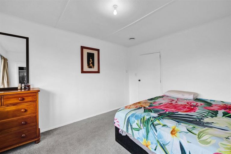 Photo of property in 78 Glenpark Avenue, Frankleigh Park, New Plymouth, 4310