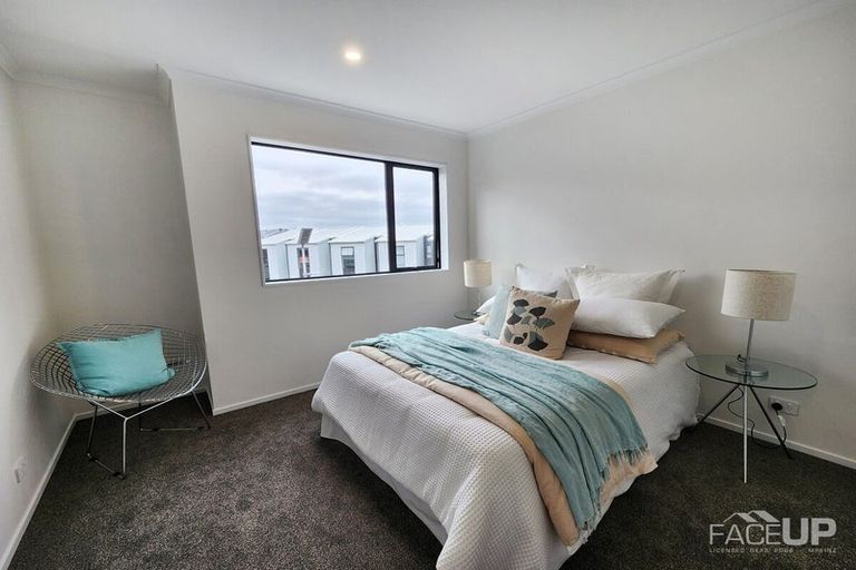 Photo of property in 18 Hema Road, Hobsonville, Auckland, 0616