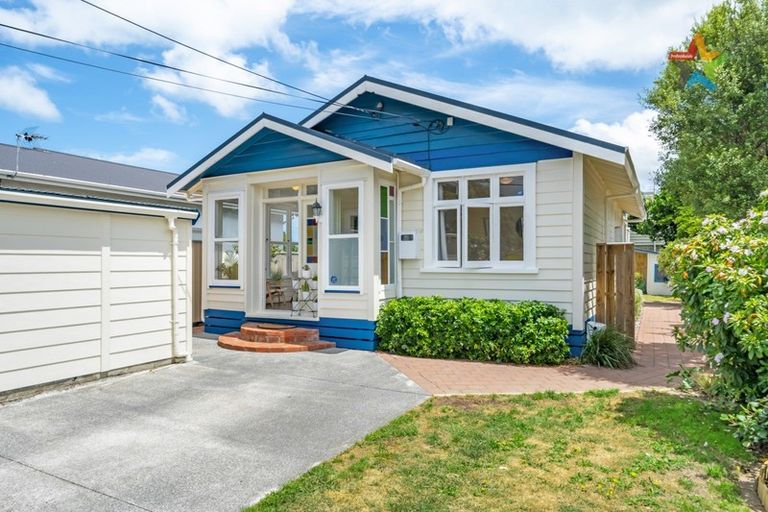 Photo of property in 13 Pitt Street, Moera, Lower Hutt, 5010
