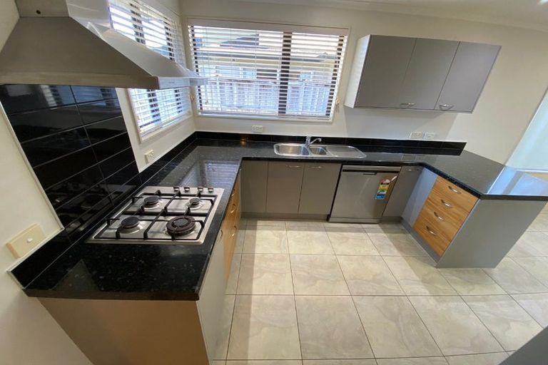 Photo of property in 9b Baird Street, Howick, Auckland, 2014