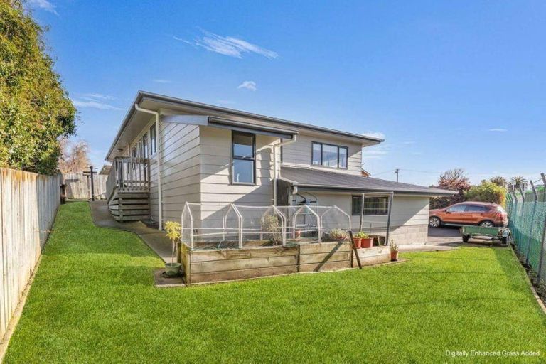 Photo of property in 3 Russell Street, Marton, 4710