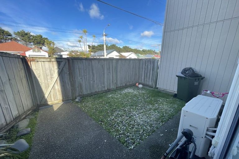 Photo of property in 4/389 Broadway, Miramar, Wellington, 6022