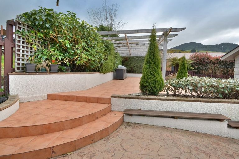 Photo of property in 55 Hall Road, Sawyers Bay, Port Chalmers, 9023