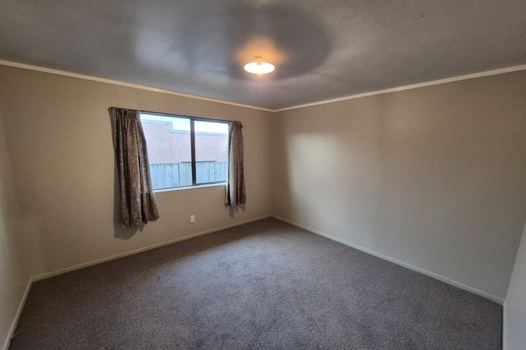 Photo of property in 16 Clive Road, Katikati, 3129