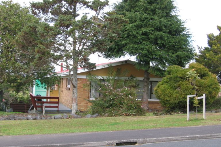 Photo of property in 7 Baverstock Road, Nawton, Hamilton, 3200