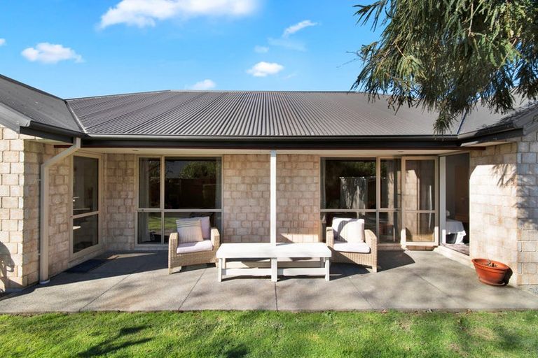 Photo of property in 20 Oxford Road, Rangiora, 7400