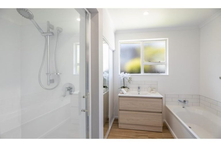 Photo of property in 1/44 Cutts Road, Russley, Christchurch, 8042