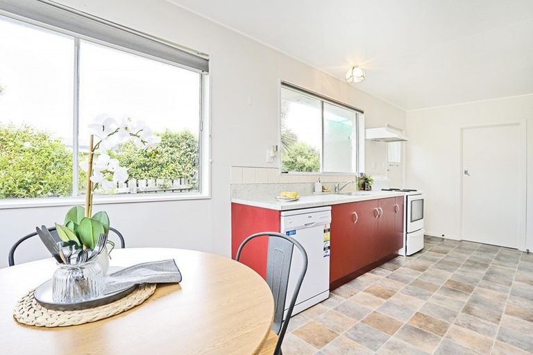 Photo of property in 54 O'byrne Street, Waikiwi, Invercargill, 9810