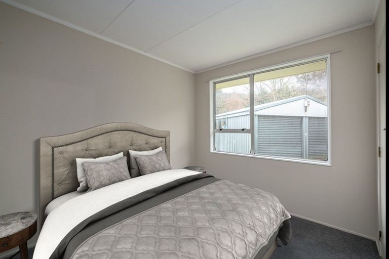 Photo of property in 27 Churchill Crescent, Featherston, 5710