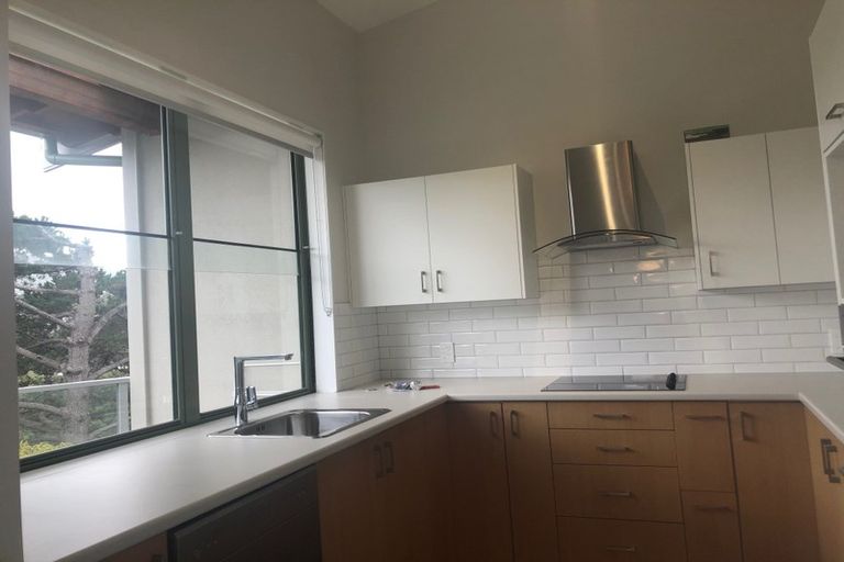 Photo of property in 134 Wadestown Road, Wadestown, Wellington, 6012