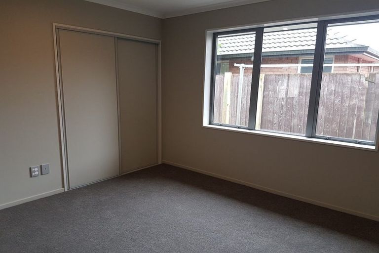 Photo of property in 11 York Tong Place, Addington, Christchurch, 8024