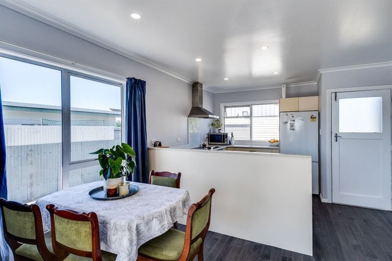 Photo of property in 57 Clarence Cox Crescent, Pirimai, Napier, 4112