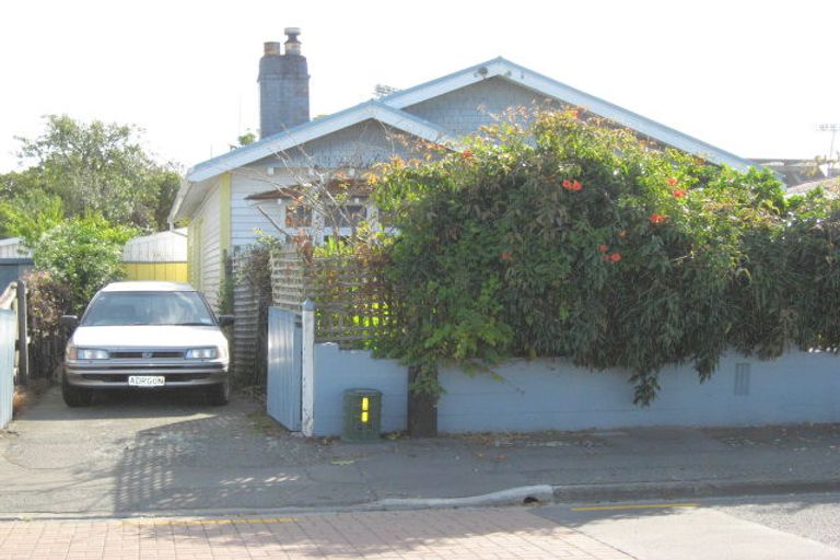 Photo of property in 41 Barbour Street, Waltham, Christchurch, 8011