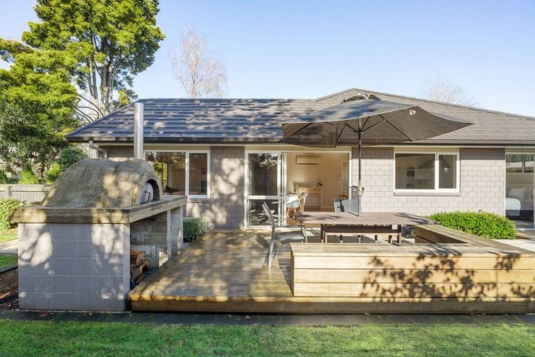 Photo of property in 28c Hamilton Road, Cambridge, 3434