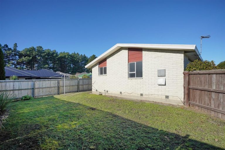 Photo of property in 1/144a Pages Road, Wainoni, Christchurch, 8061