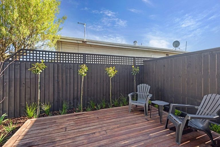 Photo of property in 73a Cornwall Street, St Albans, Christchurch, 8014