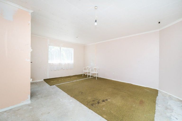 Photo of property in 327 Cambridge Avenue, Ashhurst, 4810