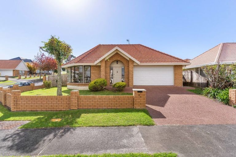 Photo of property in 1/62 Alicia Road, Somerville, Auckland, 2014