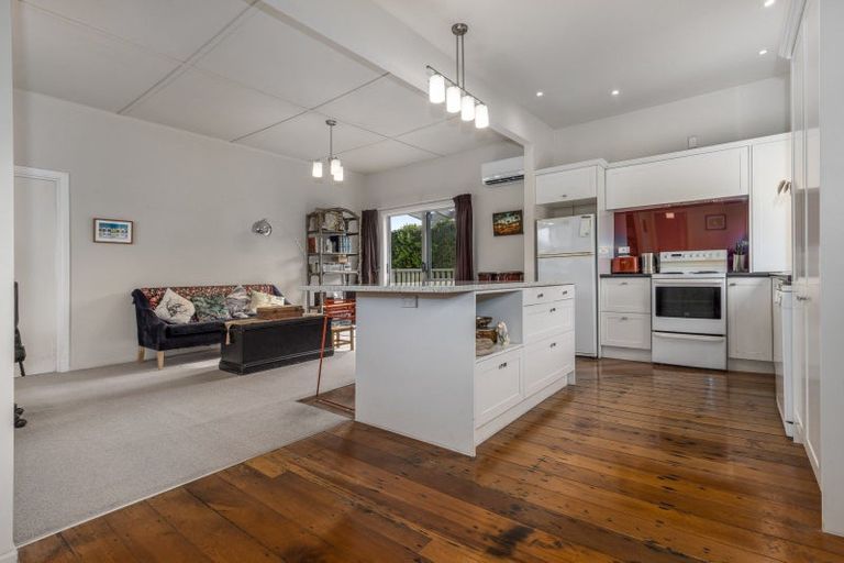 Photo of property in 2 John Street, Titahi Bay, Porirua, 5022