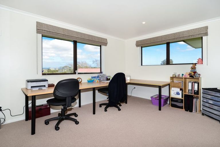 Photo of property in 198 Oraha Road, Kumeu, 0892