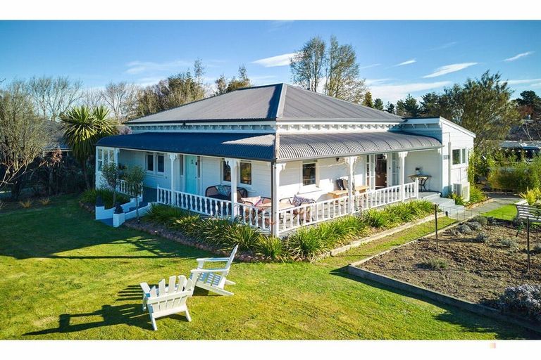 Photo of property in 260 Talbot Street, Geraldine, 7930