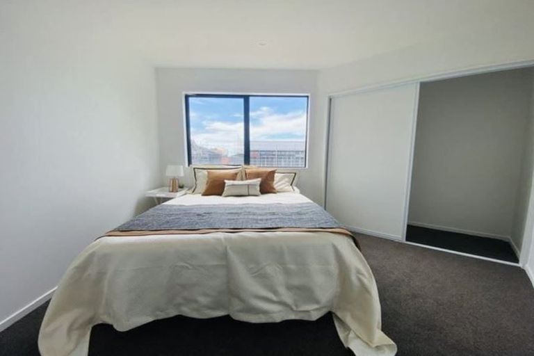 Photo of property in 7/4 Gilberthorpes Road, Islington, Christchurch, 8042