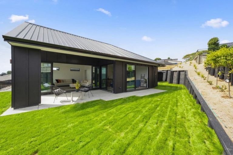 Photo of property in 8 Rose Berry Crescent, Flagstaff, Hamilton, 3210