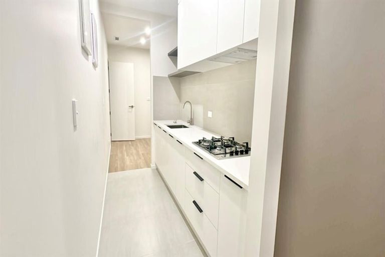 Photo of property in 18 Frazen Avenue, Papakura, 2110