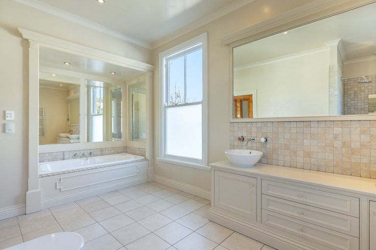 Photo of property in 46 Bronte Street, Nelson, 7010