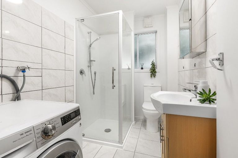 Photo of property in 1/153 Main Road, Tawa, Wellington, 5028