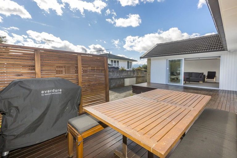 Photo of property in 23 Sunbrae Drive, Silverstream, Upper Hutt, 5019