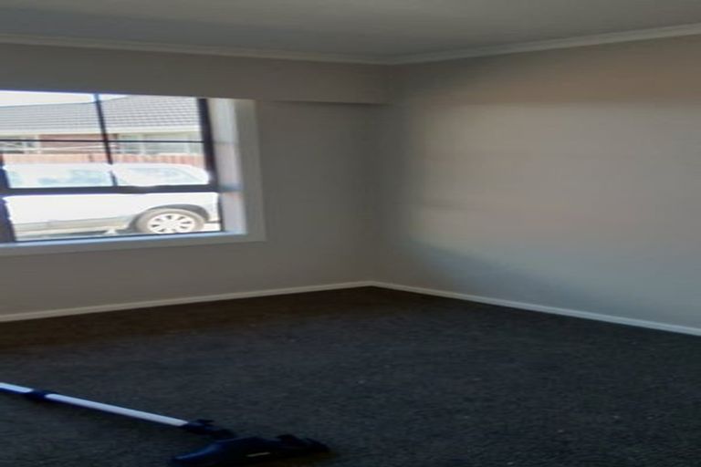 Photo of property in 75 Nottingham Street, Karori, Wellington, 6012