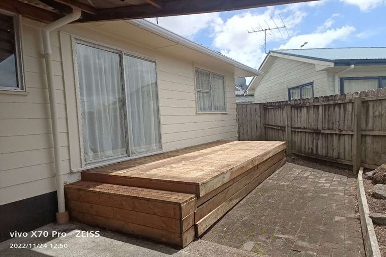 Photo of property in 108 Cascades Road, Pakuranga Heights, Auckland, 2010