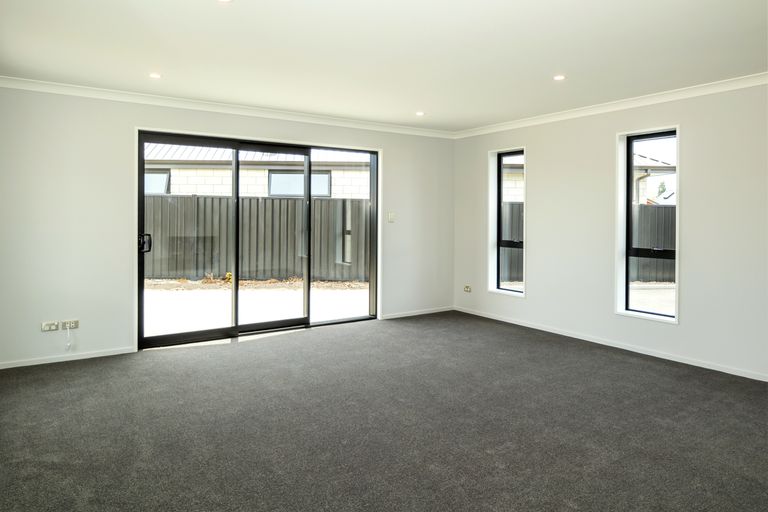 Photo of property in 25 Lazarette Loop, Gleniti, Timaru, 7910