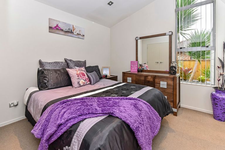 Photo of property in 12 Matuhi Grove, Papatoetoe, Auckland, 2025