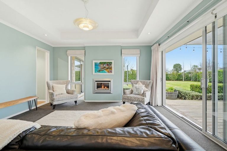 Photo of property in 35 Jacks Drive, West Melton, 7618