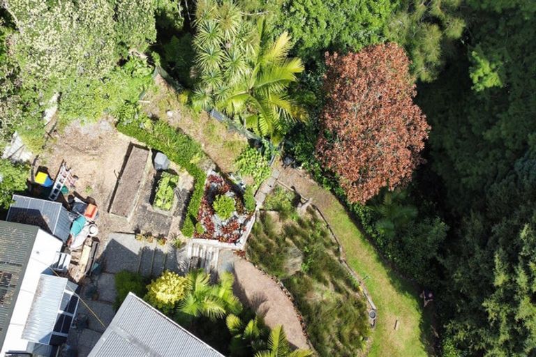 Photo of property in 42 Mcentee Road, Waitakere, Auckland, 0816