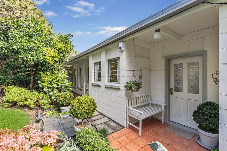 Photo of property in 2/61 Watea Road, Torbay, Auckland, 0630