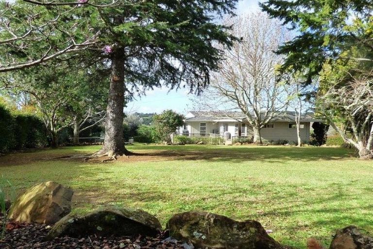 Photo of property in 2 Marsden Place, Kerikeri, 0230