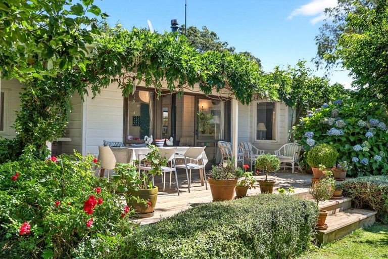 Photo of property in 148 West Street, Greytown, 5712