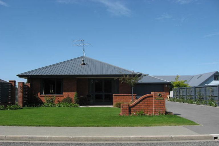 Photo of property in 19 Tarbottons Road, Tinwald, Ashburton, 7700