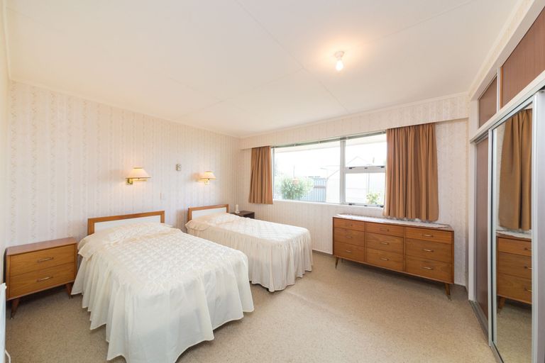 Photo of property in 29b Raglan Avenue, Cloverlea, Palmerston North, 4412