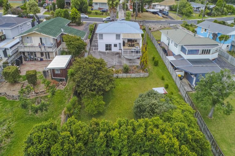 Photo of property in 34 Ranui Avenue, Ranui, Auckland, 0612