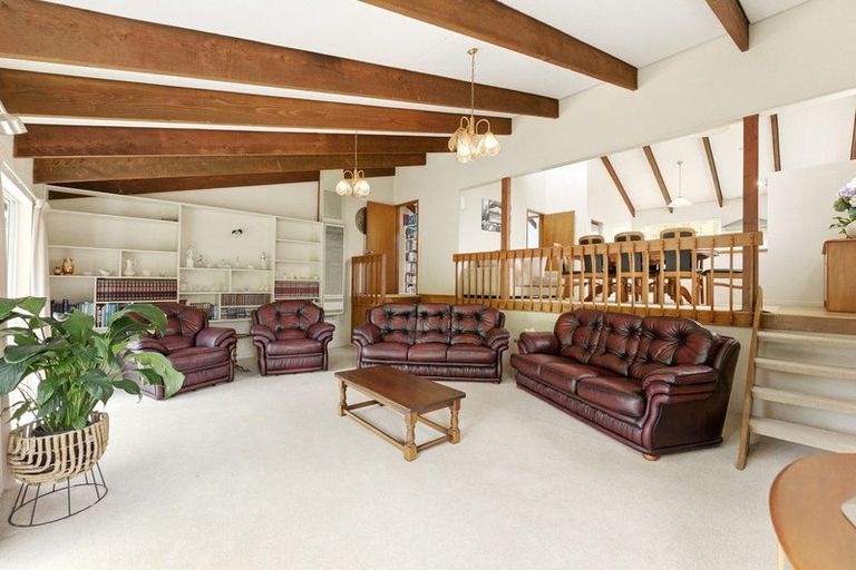 Photo of property in 5 Magnolia Drive, Westown, New Plymouth, 4310