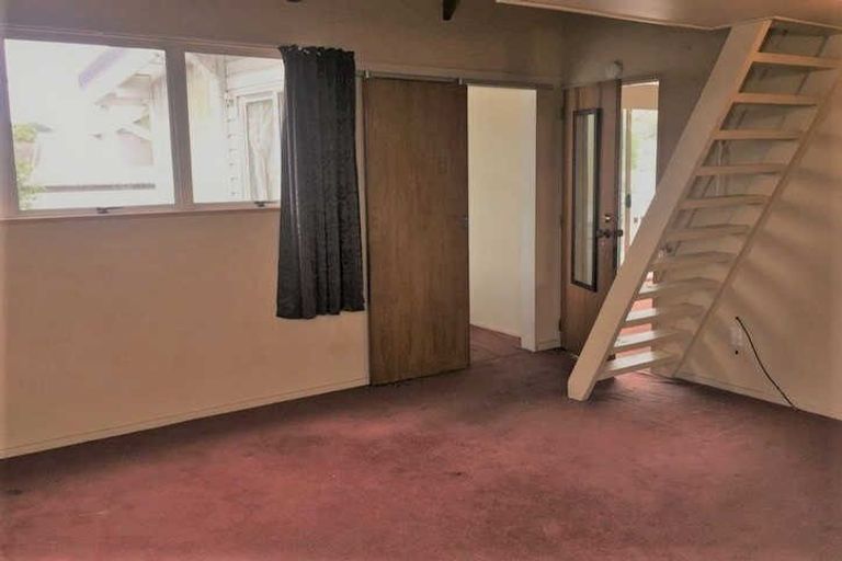 Photo of property in 6-8 Clyde Road, Upper Riccarton, Christchurch, 8041