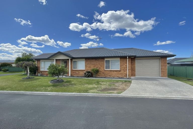Photo of property in 7 Donegal Place, Katikati, 3129