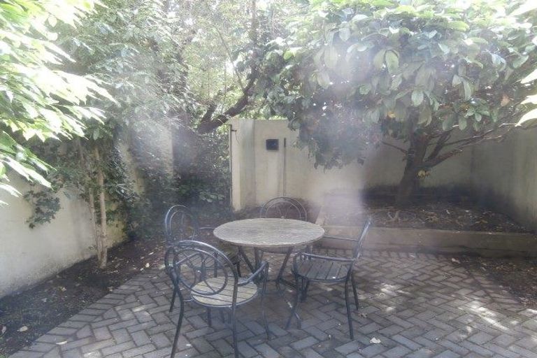 Photo of property in 31 Rhodes Street, Merivale, Christchurch, 8014