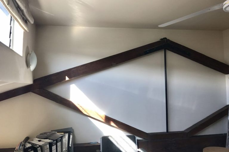 Photo of property in 1b/6 Kingdon Street, Newmarket, Auckland, 1023