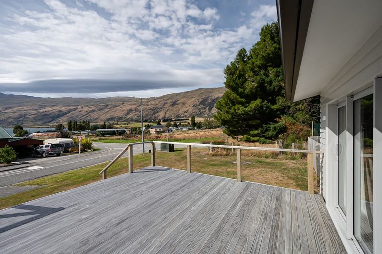 Photo of property in 1 Hector Close, Kingston, Athol, 9793